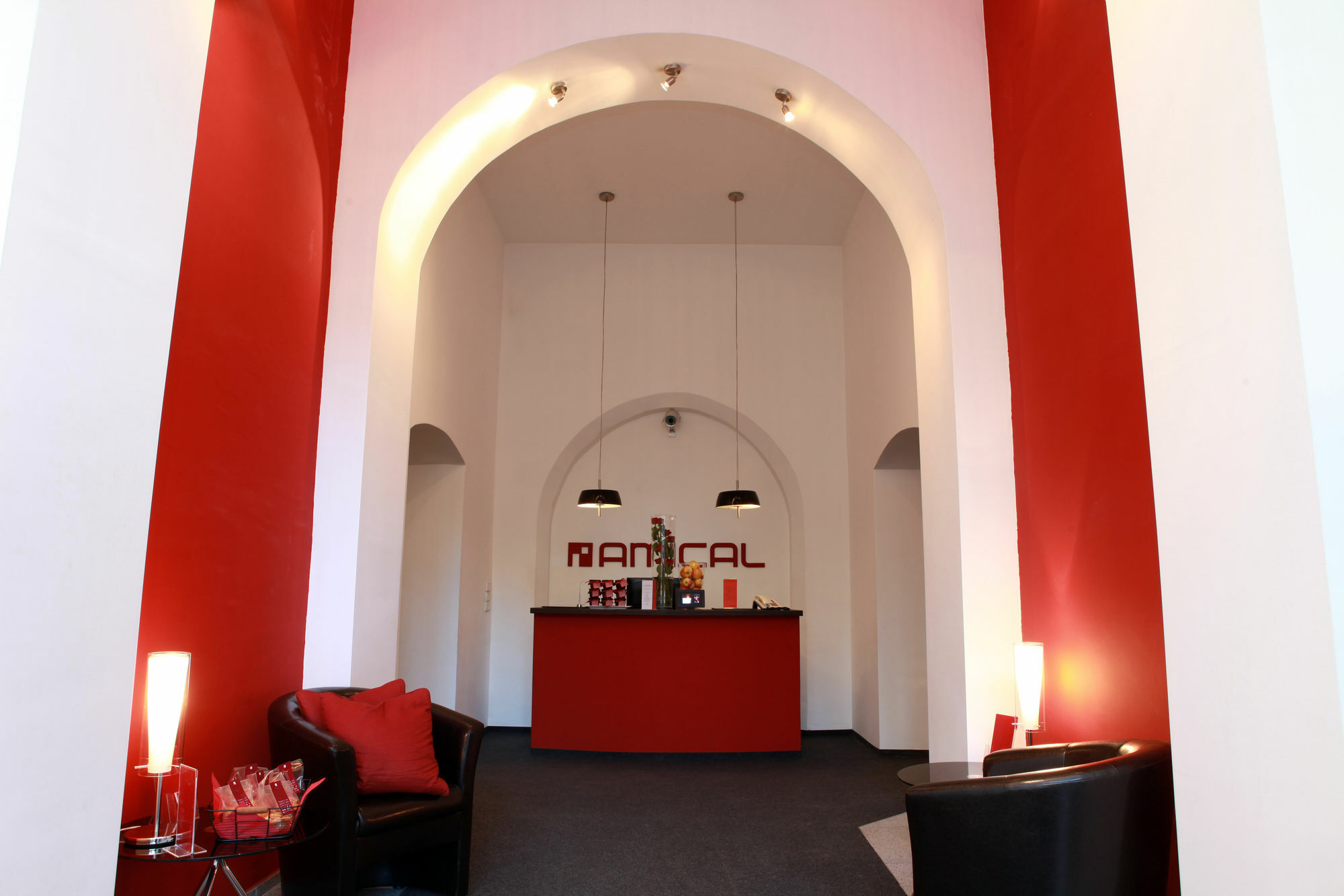 וופרטל Amical Hotel מראה חיצוני תמונה