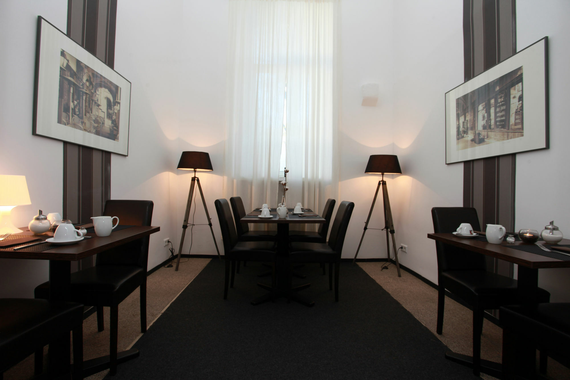 וופרטל Amical Hotel מראה חיצוני תמונה
